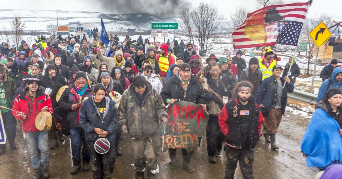 Oil Will Start Flowing Through the Dakota Pipeline Any Moment Now ...