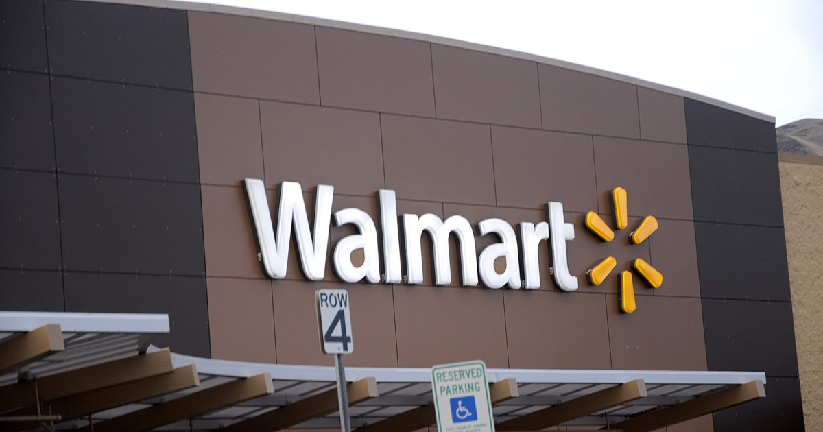 Walmart Will Raise the Minimum Age for Gun Purchases to 21 Years Old ...