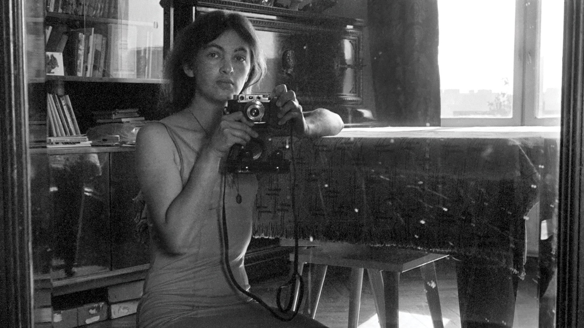 The Secret Stash of Soviet Street Photographer Masha Ivashintsova 