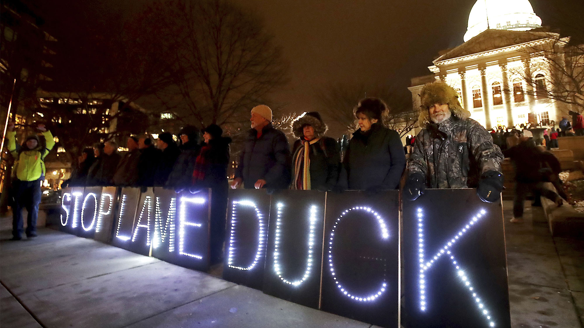 In Lame Duck Coup Wisconsin Gop Strips Democrats Of Power And Makes It Harder To Vote Mother