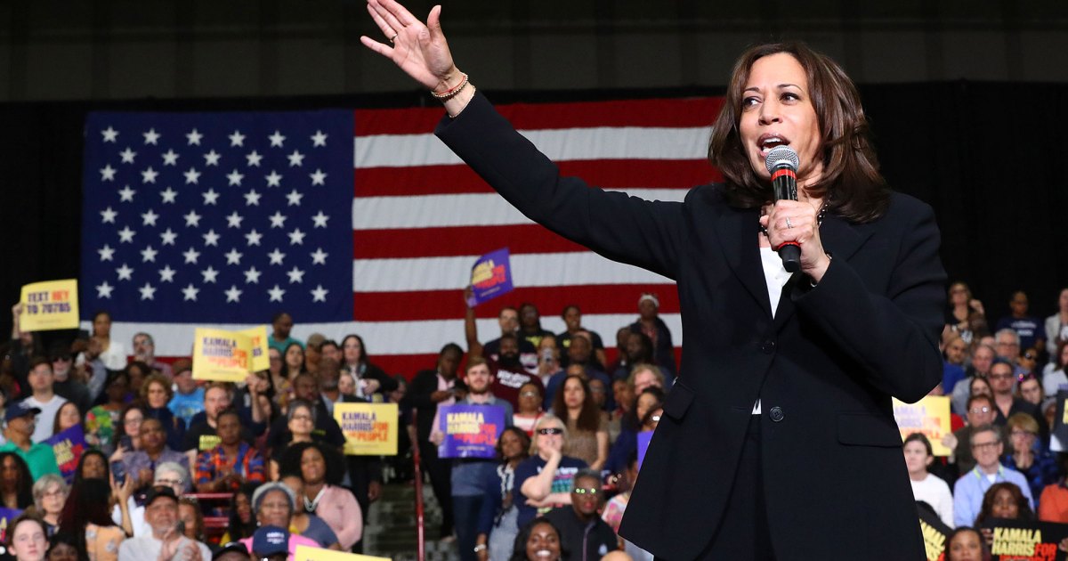 https://www.motherjones.com/wp-content/uploads/2019/03/kamala-harris-2020-teacher-raise.jpg?w=1200&h=630&crop=1