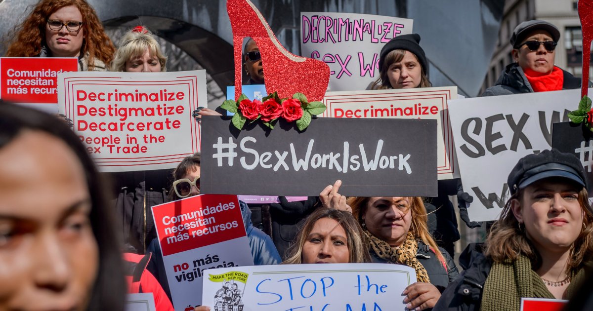 How Decriminalizing Sex Work Became A 2020 Campaign Issue – Mother Jones