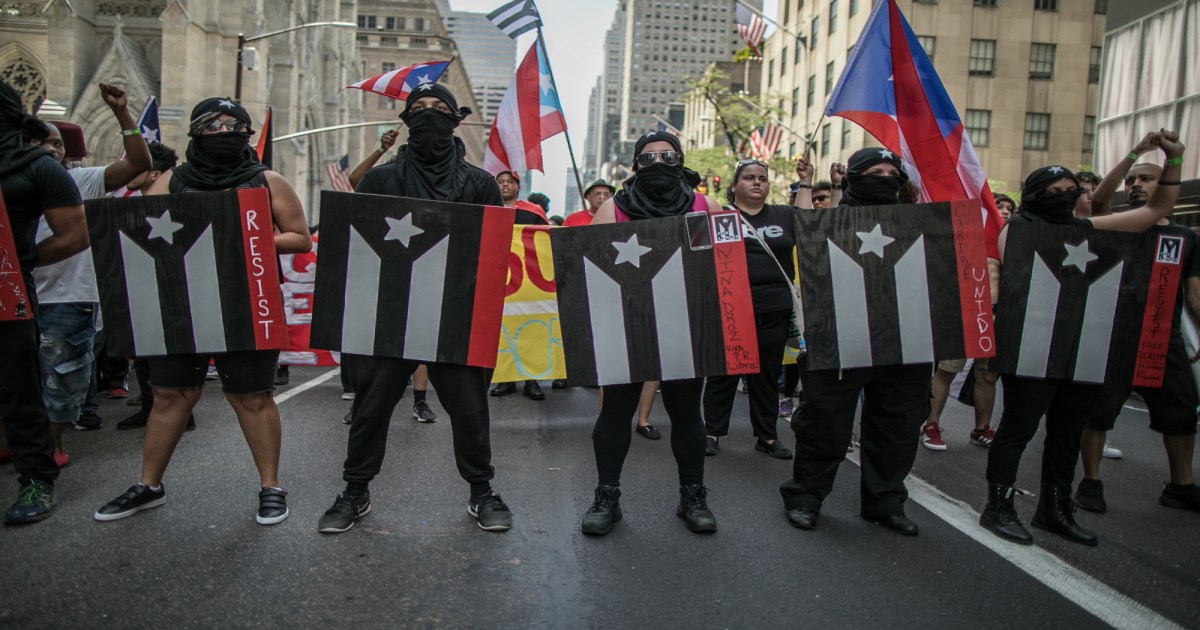 How A Change Of Color For The Puerto Rican Flag Became A Symbol Of Resistance Mother Jones