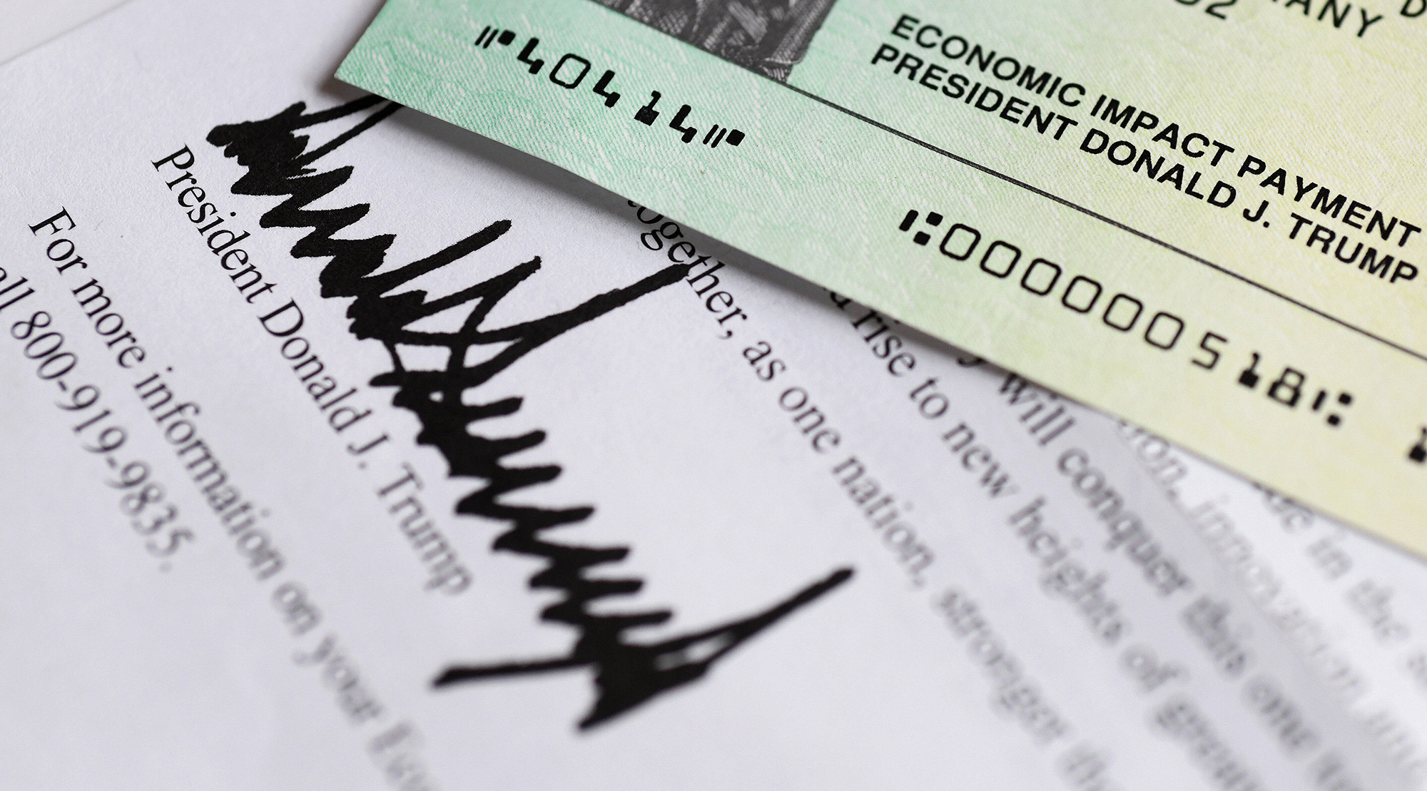 Why Is Donald Trump So Obsessed With Flat Stimulus Checks? – Mother Jones