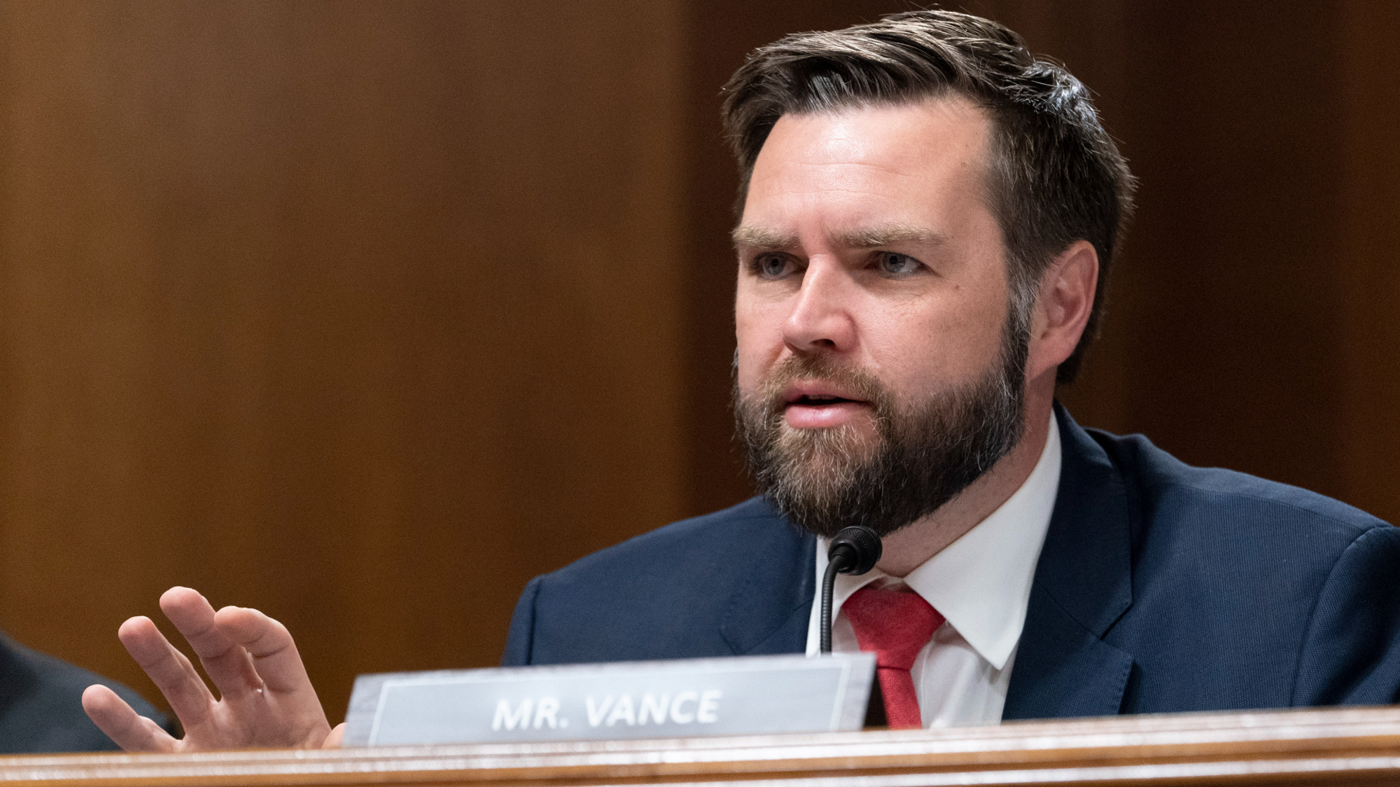 Report Jd Vance Watered Down His Rail Safety Bill Mother Jones 0164