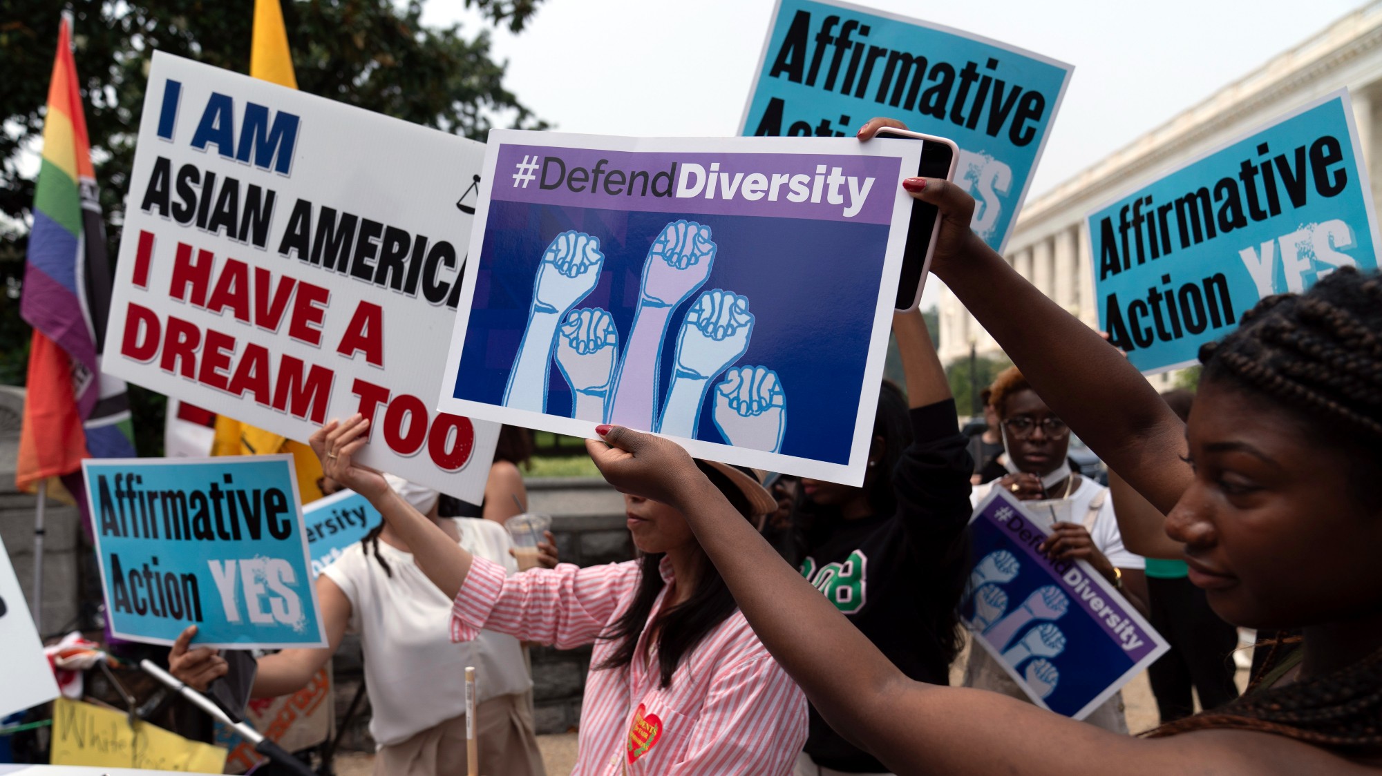 Civil Rights Groups Challenge Harvard’s Legacy Admissions – Mother Jones