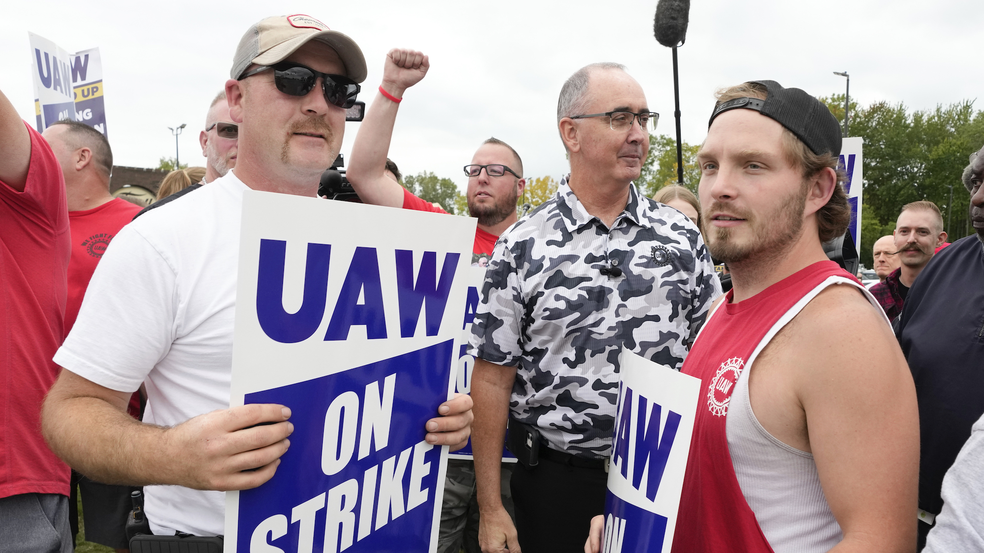 The Strike Is Working: The UAW Just Scored A Major Concession – Mother ...