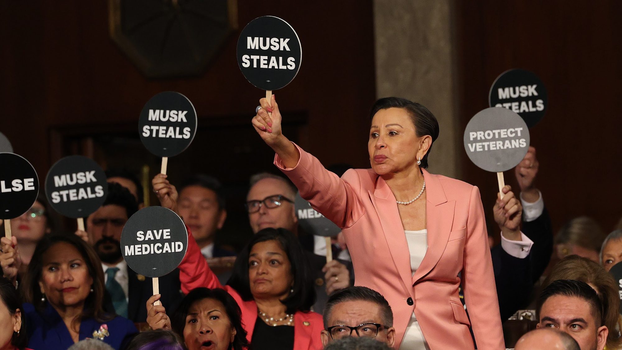 “You Have No Mandate!” Congressional Democrats Protest Trump’s Speech 3