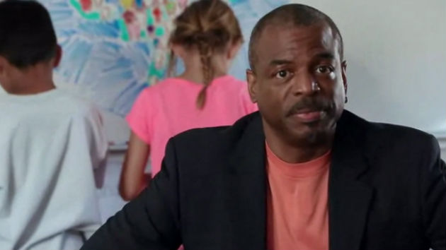 LeVar Burton Wants To Bring His New Reading Rainbow to Low