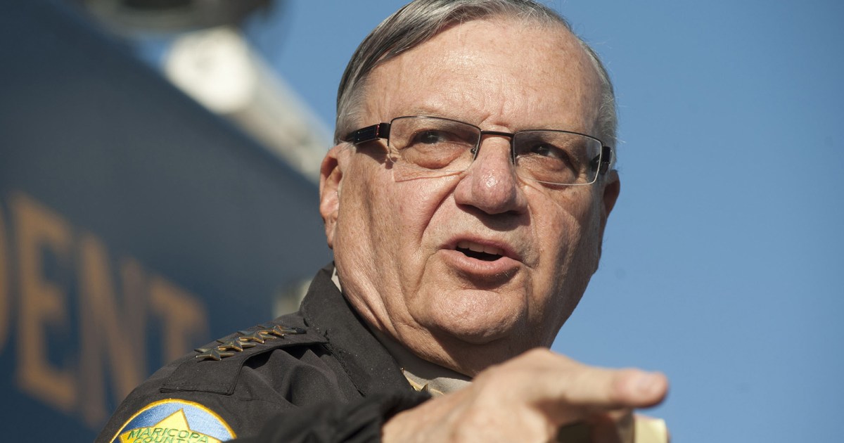 Pink underwear at Sheriff Joe Arpaio jail